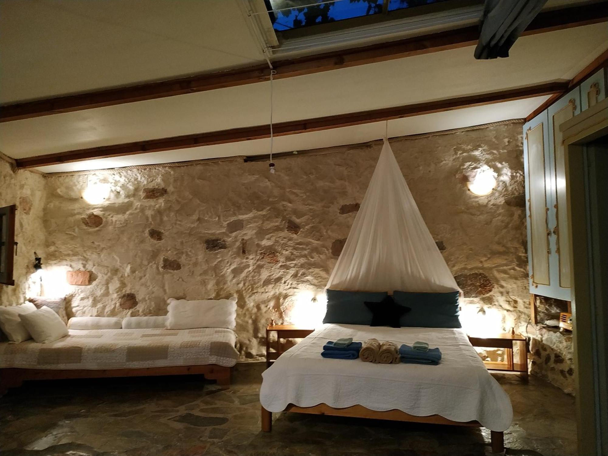 Wellanidia Cottage Skoutari ยีธิโอ ภายนอก รูปภาพ